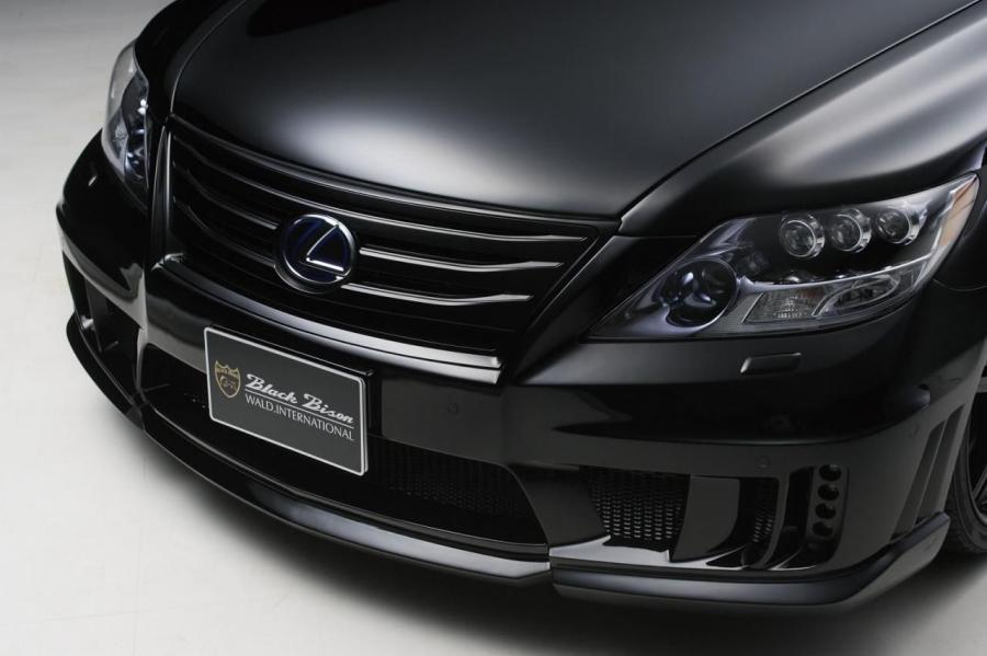  Lexus LS600h Black Bison Edition by Wald 2011 года  (фото 8 из 14)